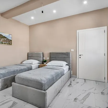 Apartment Fremi